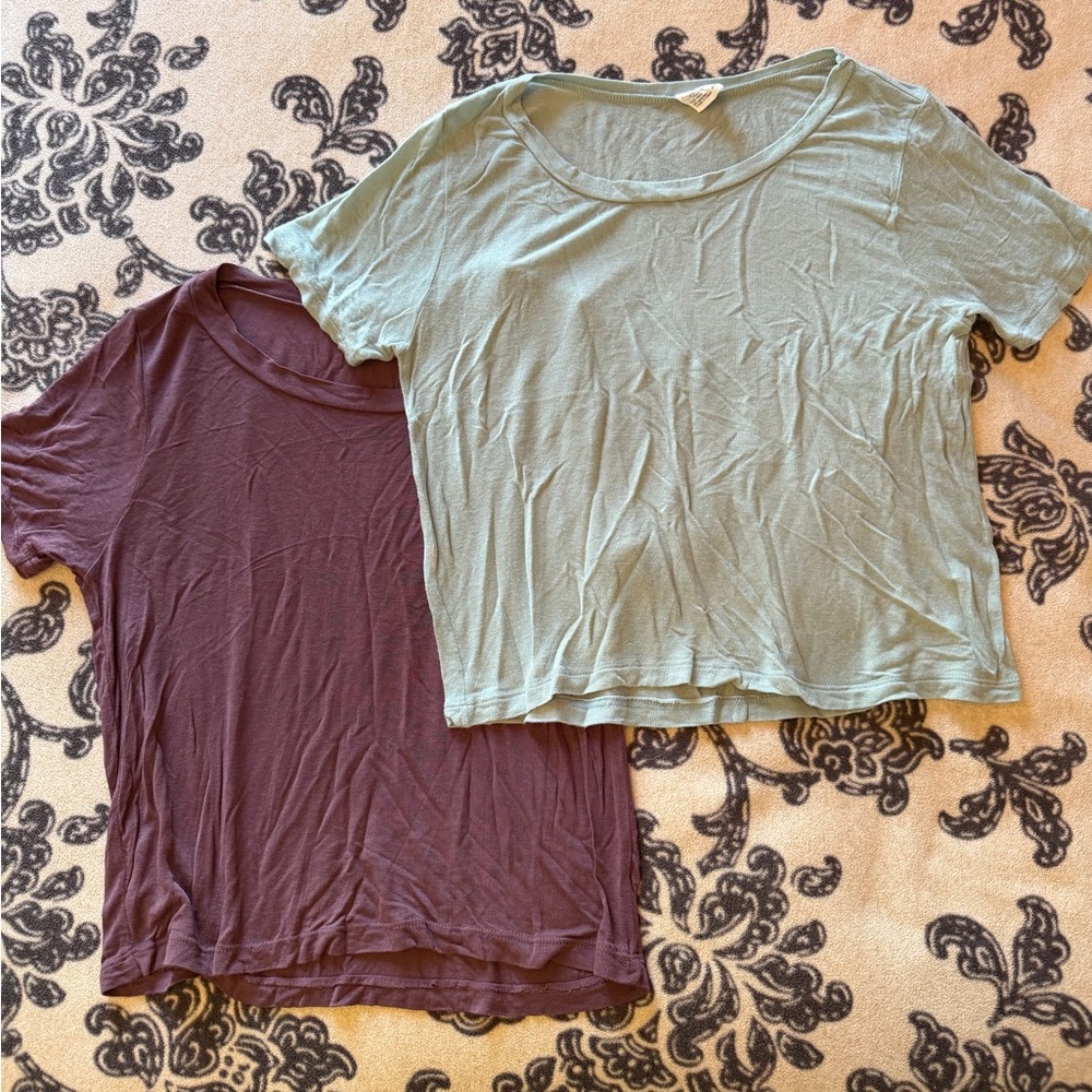 Full Tilt Women's Short Sleeve Tops in Sage Green and Plum